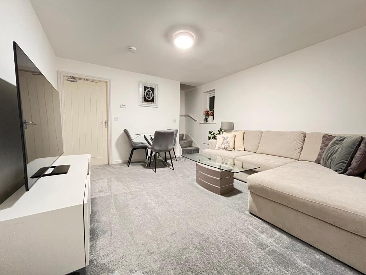 New Ollerton Parkgate Rest Apartment Bagian luar foto
